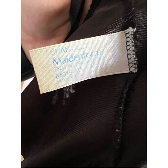 Vintage Maidenform Lingerie - Picture 4 of 5